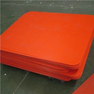 La couche en plastique ridée capitonne le diviseur 1200 x 1000mm de bouteille de palette de pp Coroplast