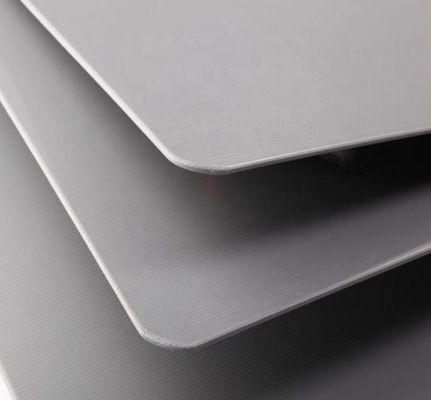 En plastique de la protection 1200*1000mm pp de couche de bouteille du gris 5mm Coroplast ridé