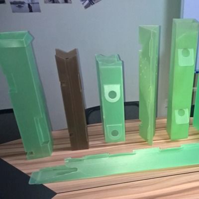 Corflute Tree Guard adapté aux jardiniers, paysagistes et pépinières d'arbres à la recherche de tubes de protection des plants durables