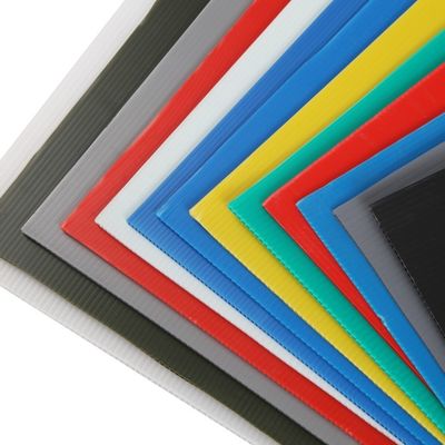 Le plastique rident l'épaisseur creuse de la feuille 2mm-12mm de polypropylène creux de panneau de pp