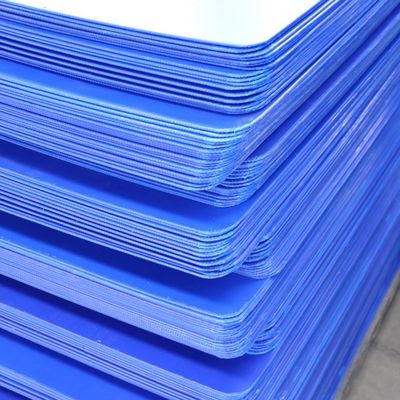 Le séparateur en plastique de protection ondulée de couche du polypropylène 3mm couvre le coin arrondi