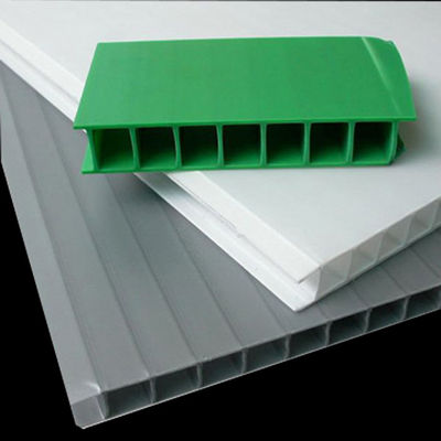 construction ondulée de feuille de polypropylène de 3mm 4mm parquetant la feuille de protection