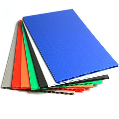 Panneau en plastique 4mm ondulé bleu de la feuille 3mm de Corflute pour des signes