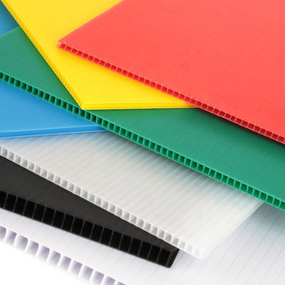 Personnalisation de feuilles de plastique ondulé Coroplast recyclé de 10 mm