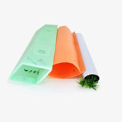 résistance à l'impact adaptée aux besoins du client par gardes de plastique ondulées d'arbre de 2mm - de 4mm pp