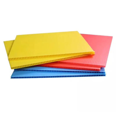 Fabrication sur mesure de feuille creuse en polypropylène durable écologique imperméable